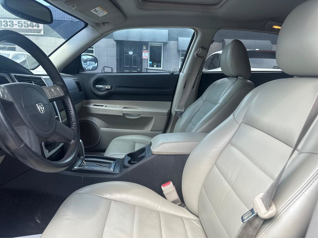 Used 2005 Dodge Magnum R/T w/ Electronics Convenience Group RWD image 9