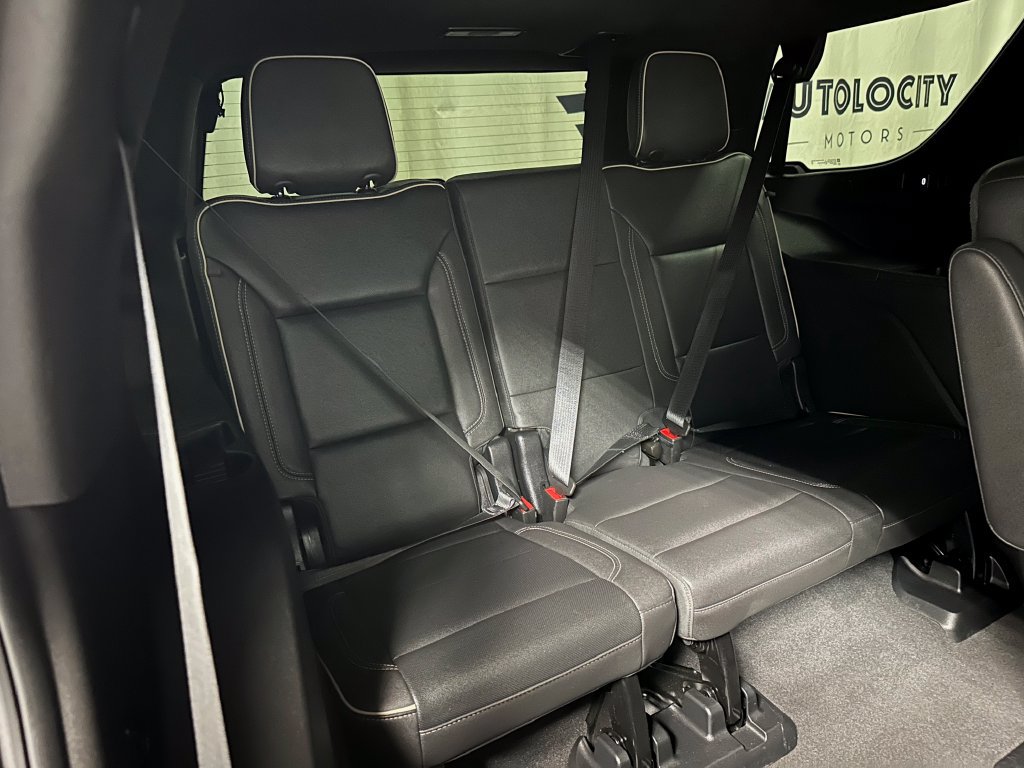 Used 2023 Chevrolet Tahoe Premier AWD/4WD image 22