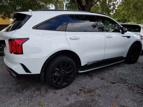 Used 2023 Kia Sorento SX FWD image 3