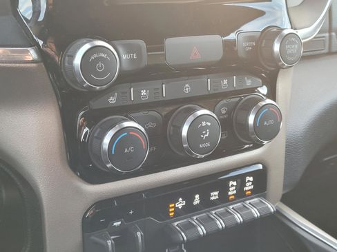 Used 2022 RAM 1500 Laramie image 22