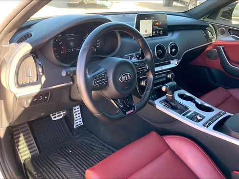Certified 2021 Kia Stinger GT1 image 17
