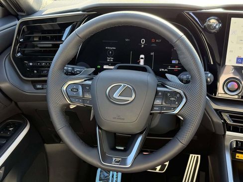 Used 2026 Lexus TX 500h AWD image 9