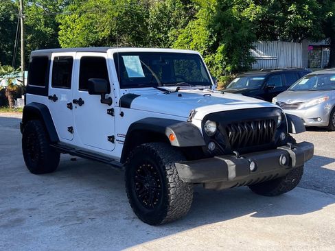 Used 2014 Jeep Wrangler Unlimited Sport w/ Quick Order Package 24S AWD/4WD image 8