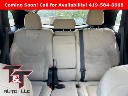 Used 2016 Jeep Cherokee Latitude FWD image 8