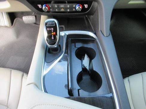 Used 2020 Buick Enclave Premium w/ Surround and Sites Package image 20