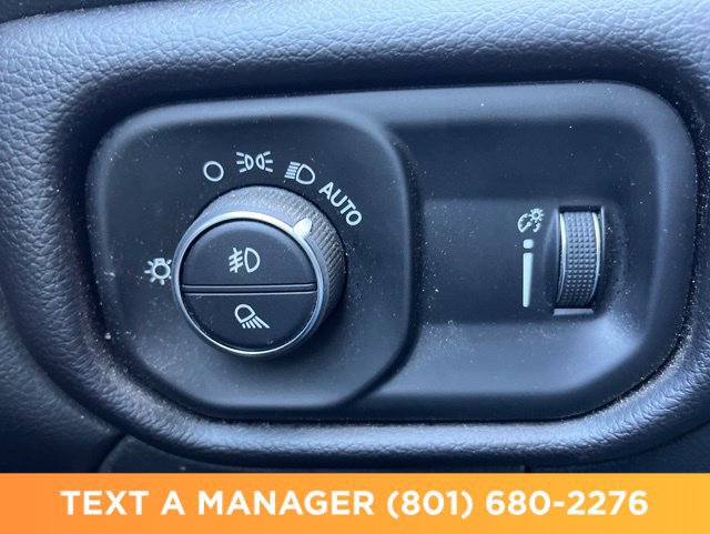 Used 2024 RAM 3500 Big Horn w/ Sport Appearance Package AWD/4WD image 25