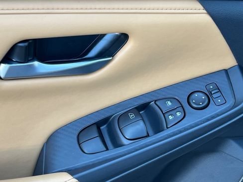 New 2025 Nissan Sentra SV w/ SV Premium Package image 13