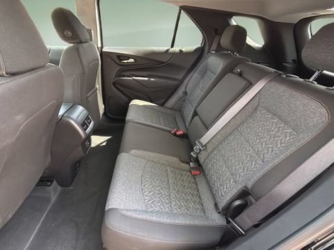 Used 2024 Chevrolet Equinox LT FWD image 20
