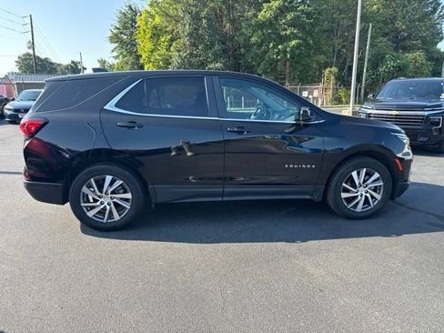 Used 2024 Chevrolet Equinox LT w/ LPO, Floor Liner Package FWD image 6