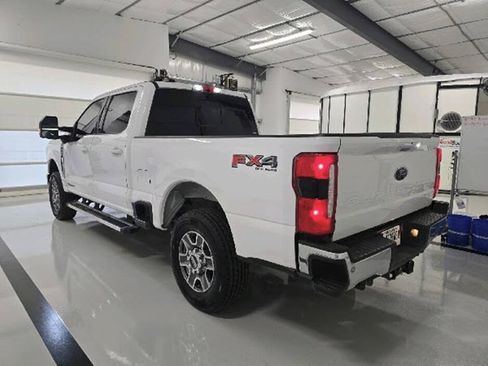 Used 2024 Ford F250 Lariat w/ FX4 Off-Road Package AWD/4WD image 7