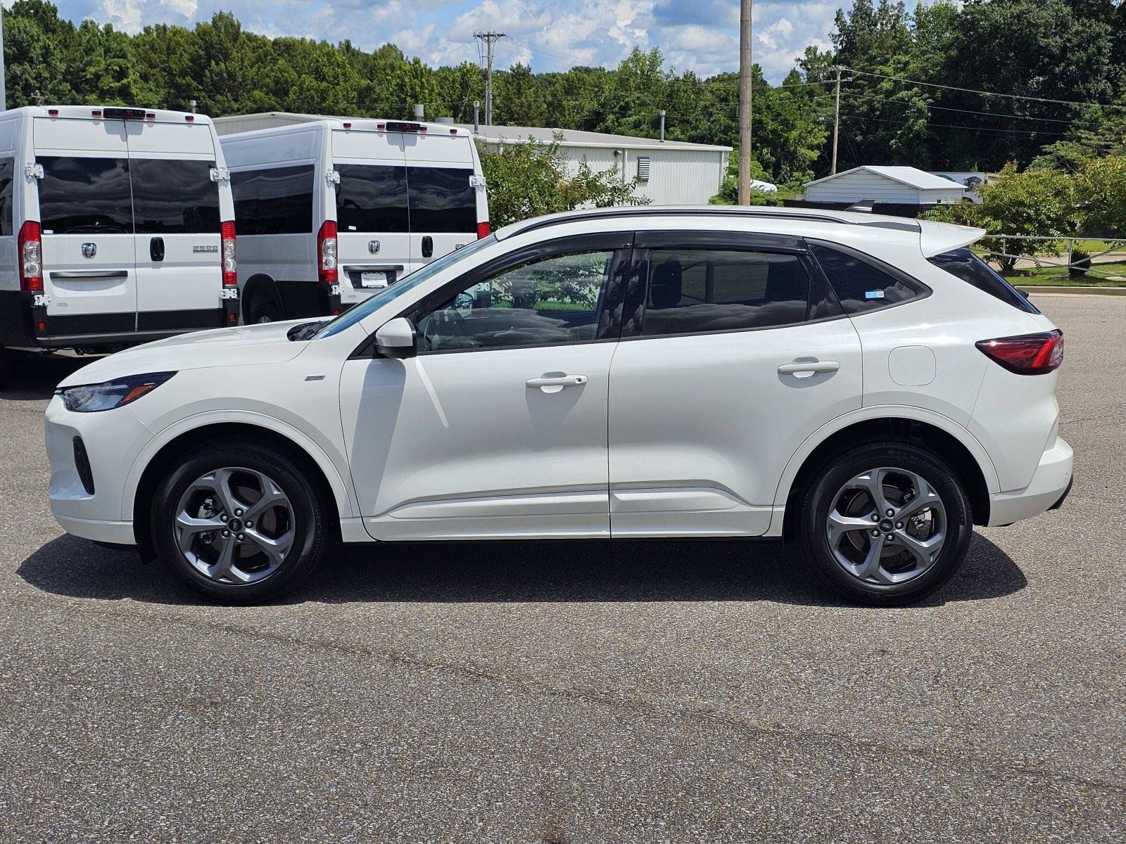 Used 2023 Ford Escape ST-Line Select w/ Tech Pack #2 AWD/4WD image 14