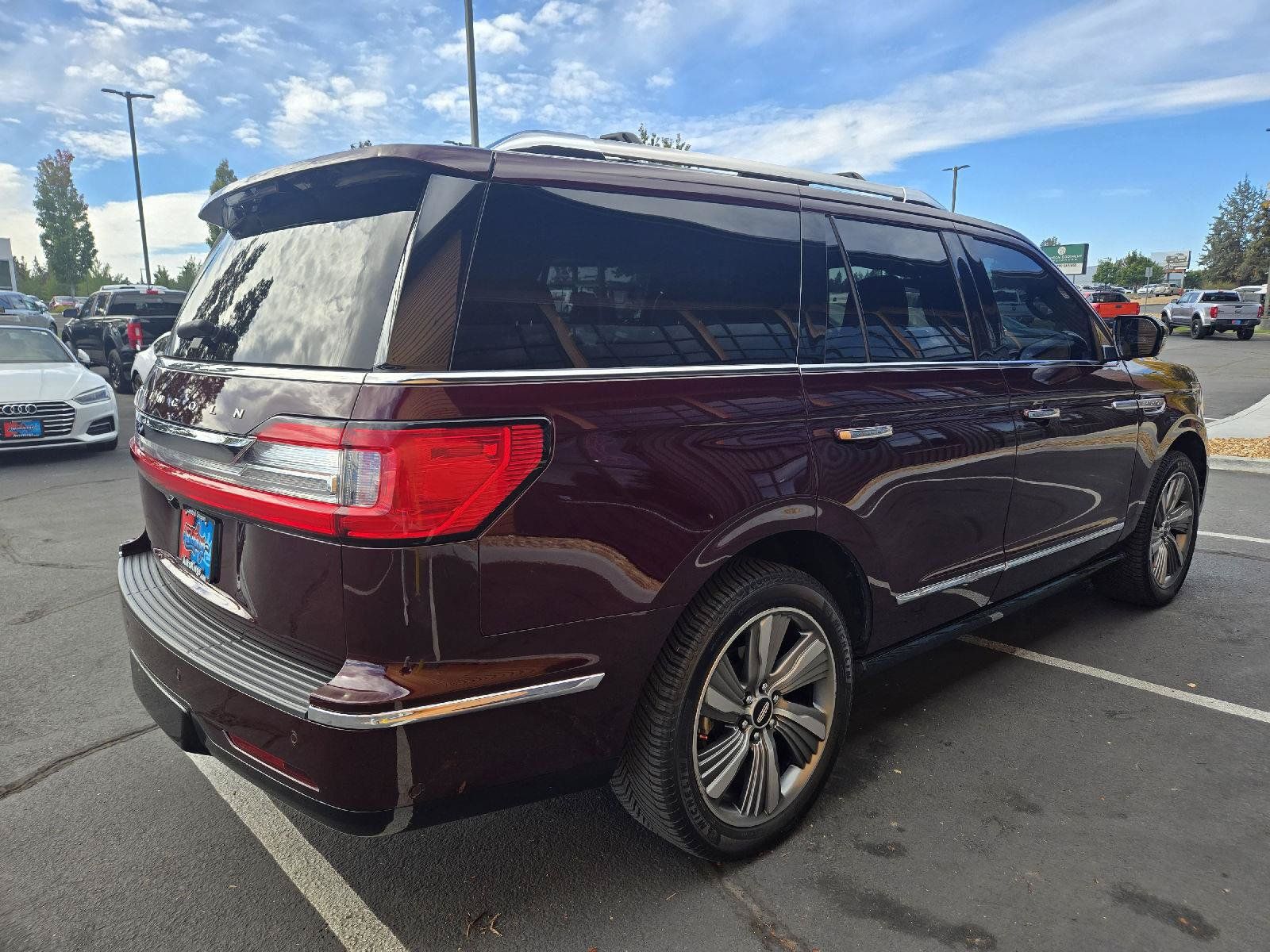 Used 2018 Lincoln Navigator Reserve w/ Technology Package AWD/4WD image 5