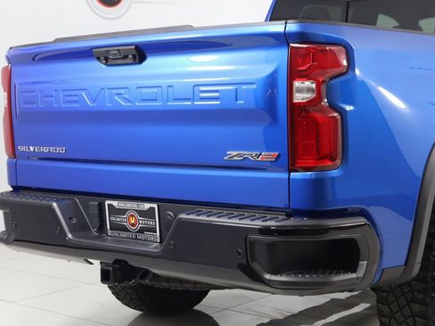 Used 2023 Chevrolet Silverado 1500 ZR2 w/ Technology Package image 44