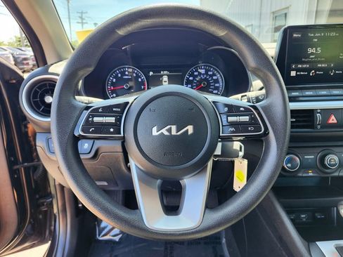 Used 2023 Kia Forte LXS FWD image 23