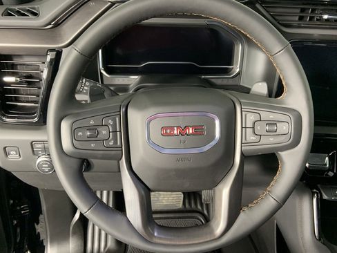 Used 2025 GMC Sierra 1500 AT4 w/ AT4 Premium Package image 11