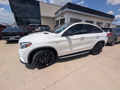 Used 2019 Mercedes-Benz GLE 43 AMG 4MATIC Coupe image 2
