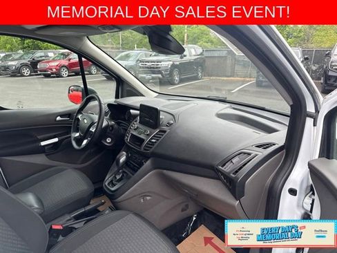Used 2022 Ford Transit Connect XLT FWD image 11