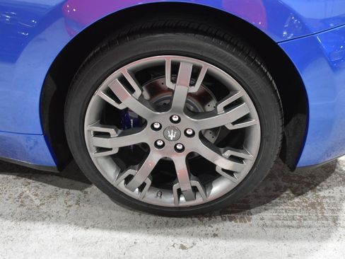 Used 2015 Maserati GranTurismo Convertible RWD image 55
