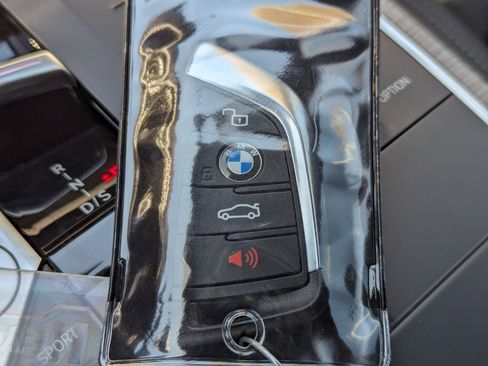 Used 2025 BMW 430i Coupe w/ M Sport Package image 37