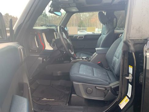 Certified 2025 Ford Bronco Heritage Edition image 31