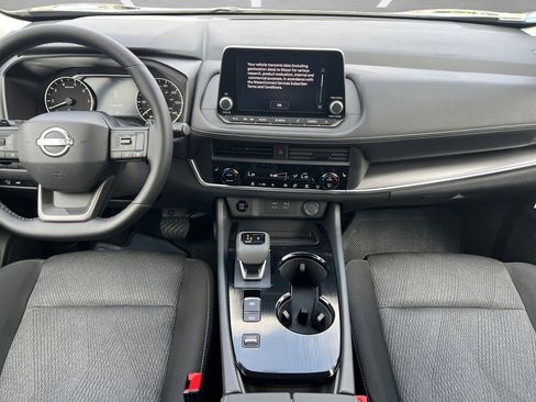 New 2026 Nissan Rogue SV FWD image 3