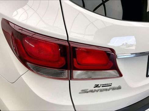 Used 2018 Hyundai Santa Fe AWD image 27