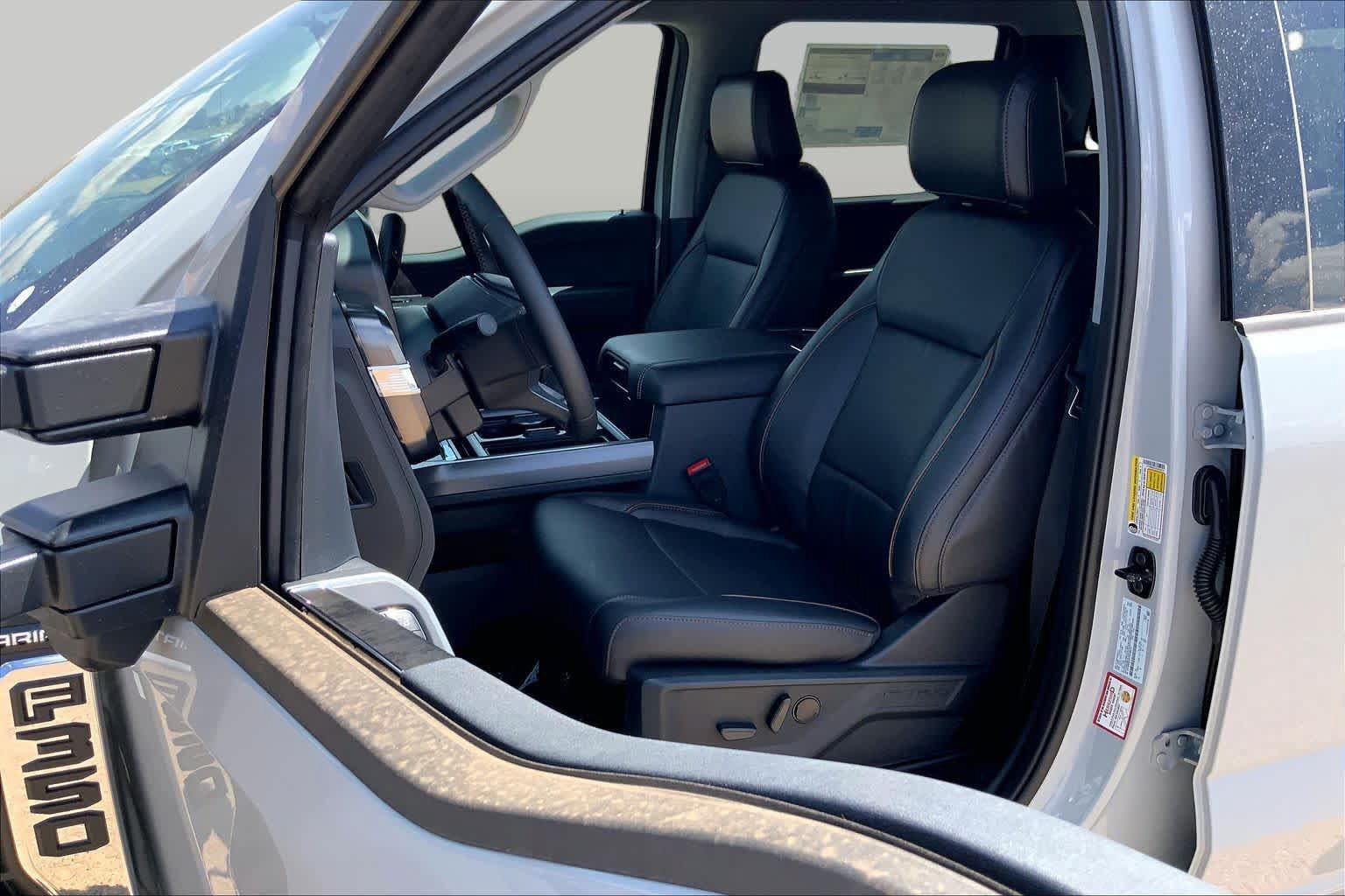 New 2026 Ford F350 Lariat AWD/4WD image 9