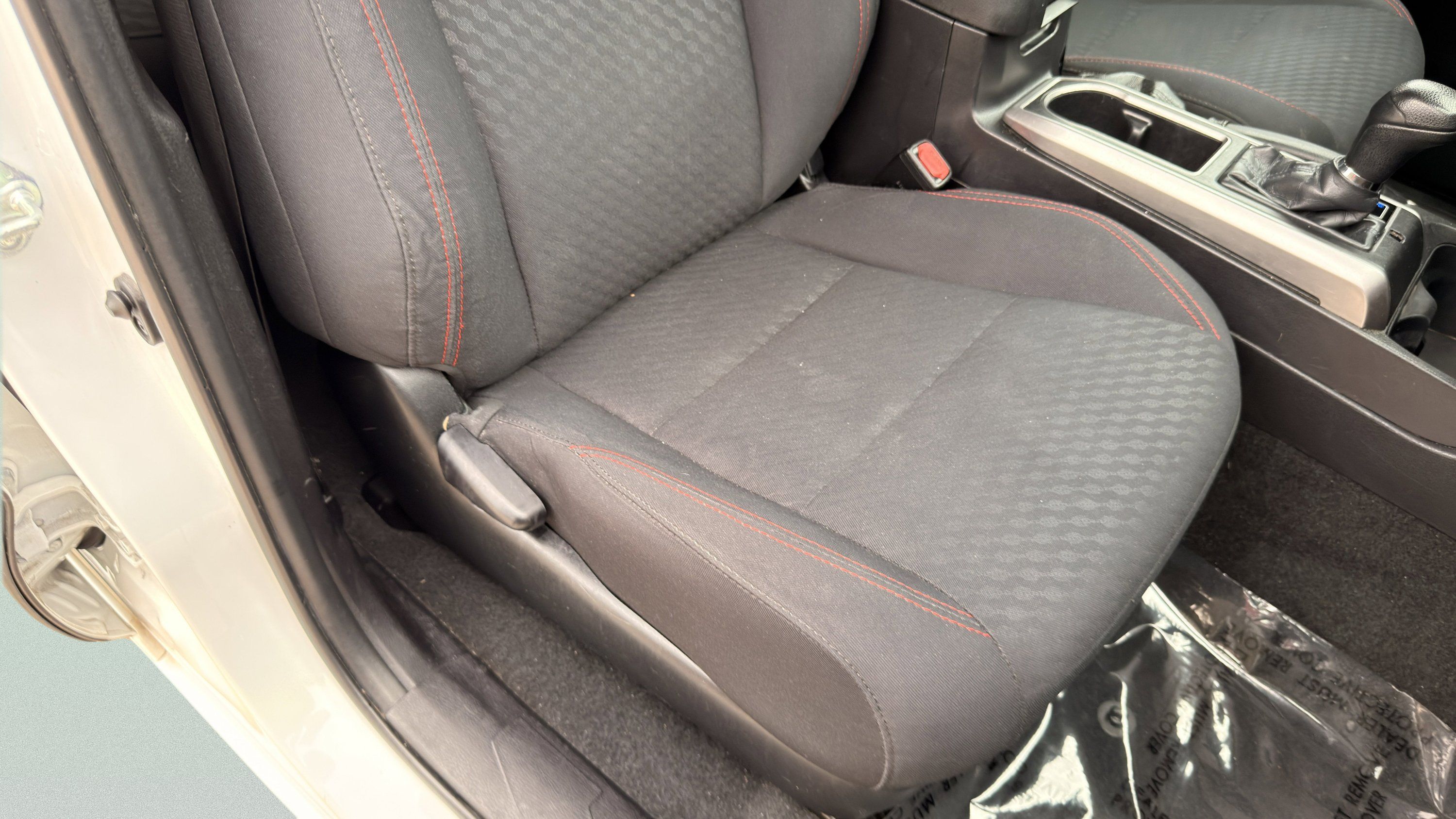 Used 2022 Toyota Tacoma SR5 RWD image 37