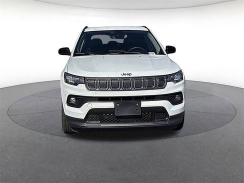 Used 2022 Jeep Compass Latitude image 8