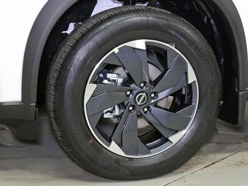 New 2026 Nissan Rogue SV image 20