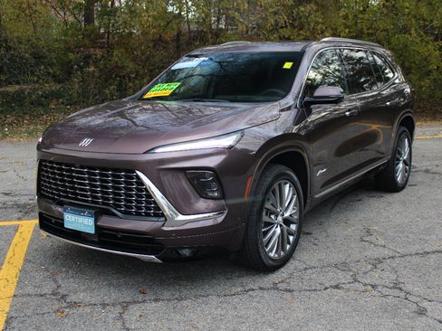 Certified 2026 Buick Enclave Avenir w/ Super Cruise Package image 3