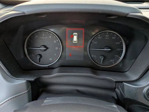 Used 2025 Subaru Forester Sport image 10