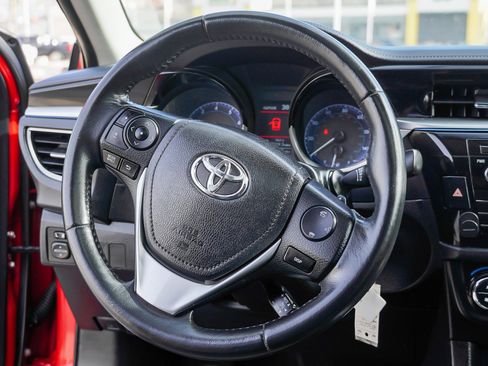 Used 2014 Toyota Corolla S image 31