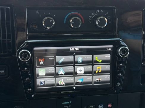 Used 2022 GMC Savana 2500 w/ Enhanced Convenience Package RWD image 26