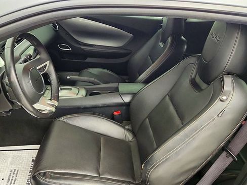 Used 2010 Chevrolet Camaro SS w/ RS Package RWD image 12