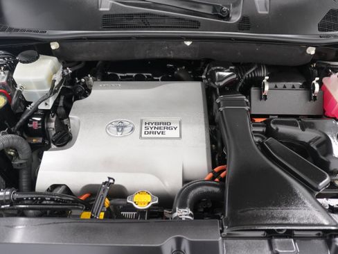 Used 2013 Toyota Highlander Limited image 35