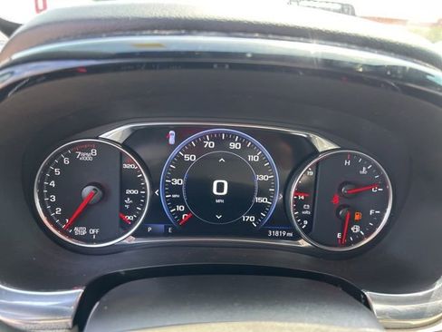 Used 2023 Chevrolet Traverse Premier FWD image 20