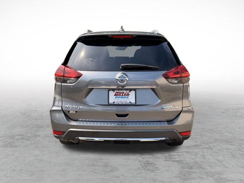 Used 2019 Nissan Rogue S w/ Special Edition Package AWD/4WD image 6