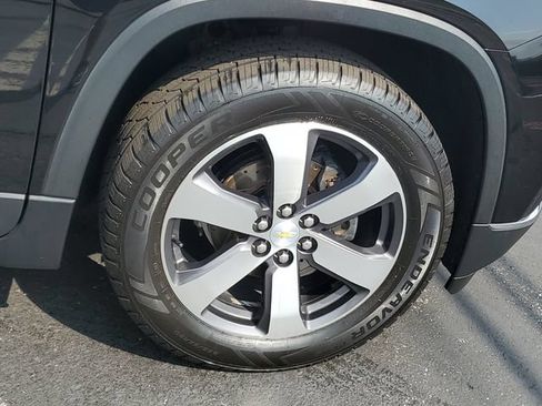Used 2018 Chevrolet Traverse LT FWD image 6