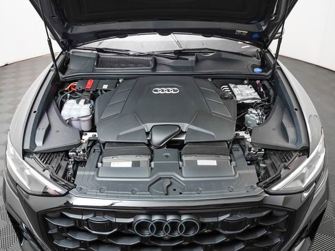 New 2026 Audi Q8 Prestige image 4