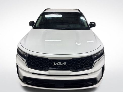 Used 2022 Kia Sorento EX image 3