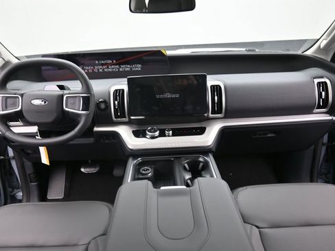 New 2026 Ford Expedition Max Active RWD image 14