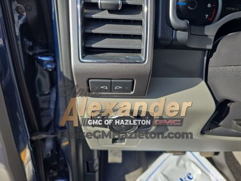 Used 2017 Ford F150 XLT w/ Equipment Group 302A Luxury image 25