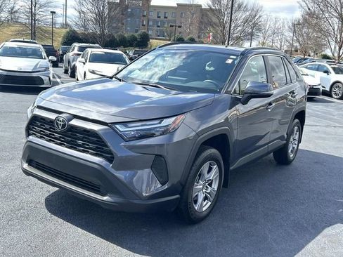 Used 2025 Toyota RAV4 XLE w/ Convenience Package image 8
