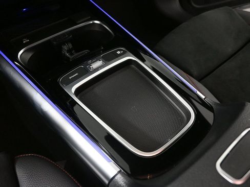 Certified 2025 Mercedes-Benz GLA 250 image 15