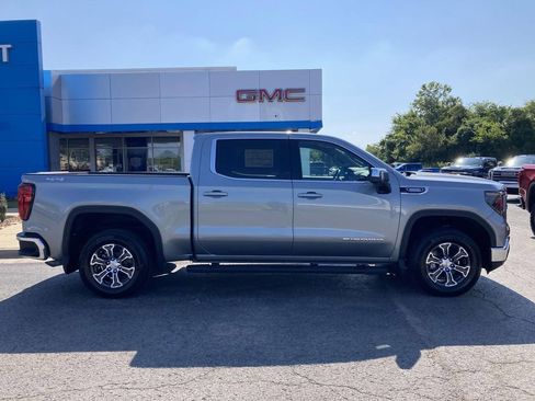 New 2026 GMC Sierra 1500 SLE w/ Preferred Package image 2