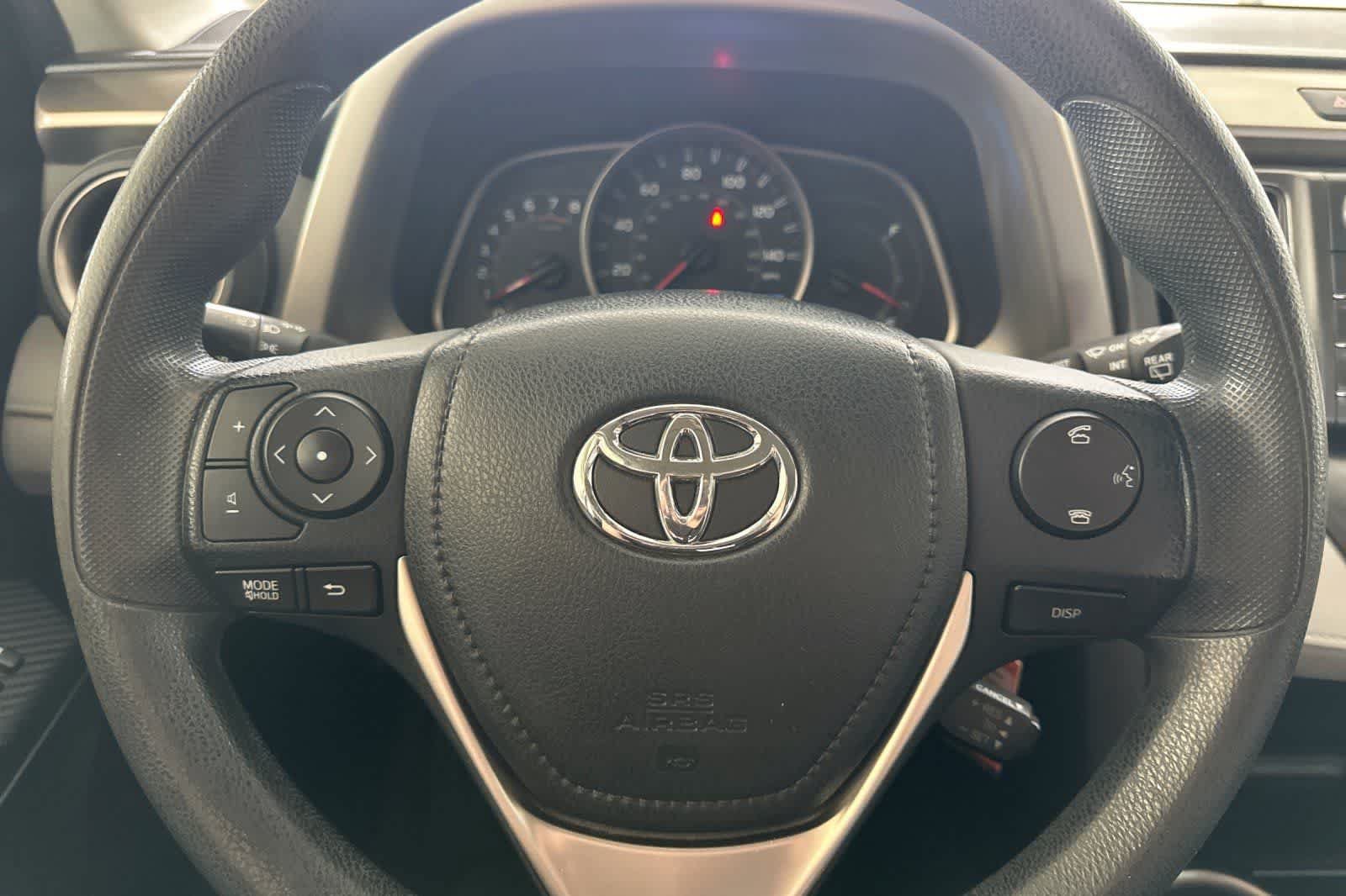 Used 2015 Toyota RAV4 LE FWD image 23