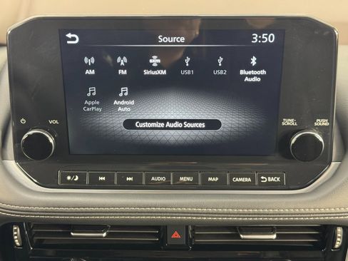 Used 2022 Nissan Rogue SL w/ SL Premium Package image 24