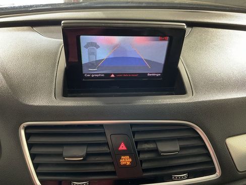 Used 2016 Audi Q3 2.0T Premium Plus AWD/4WD image 6