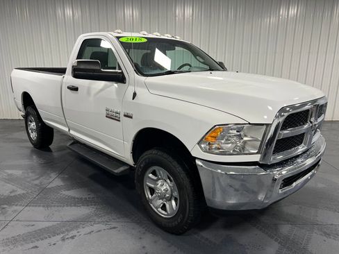 Used 2018 RAM 3500 Tradesman w/ Chrome Appearance Group image 13